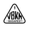 A Villamos Berendezés és Készülék Művek emblémája